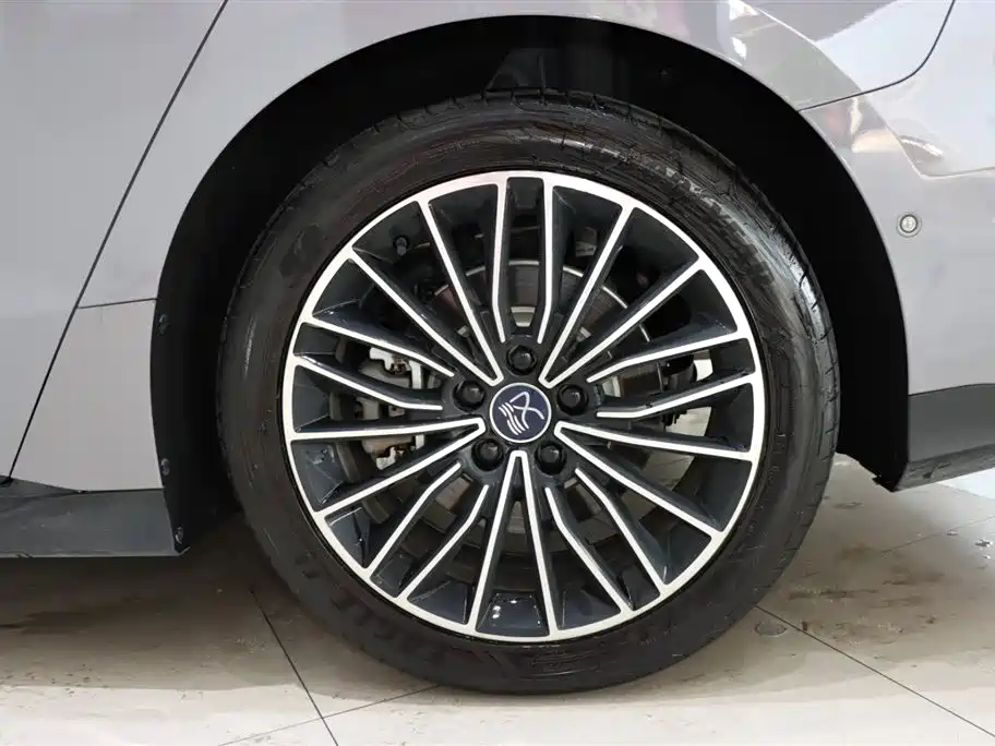 BYD HAN