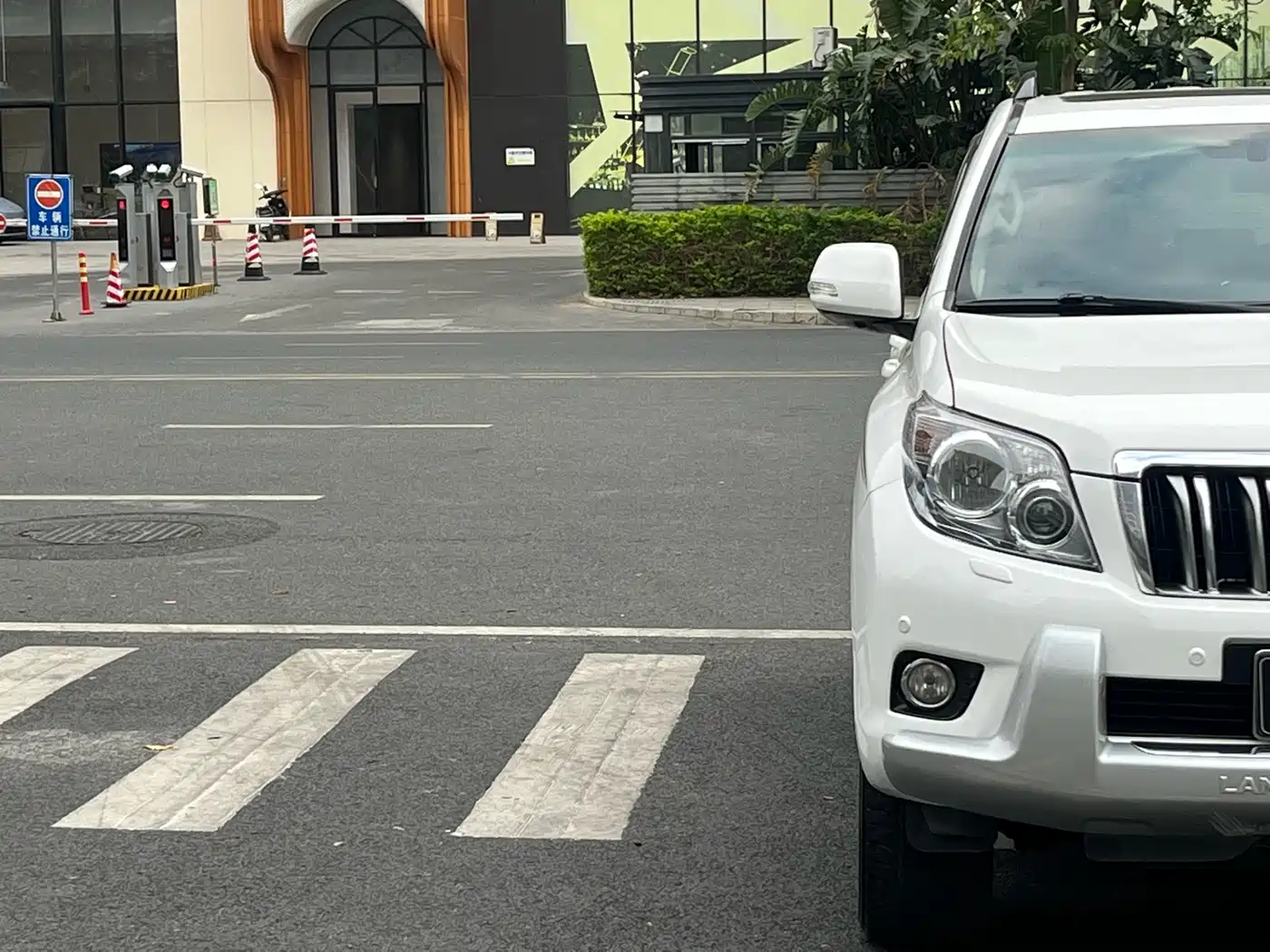 Toyota Prado 2010 4.0L Automatic VX NAVI фото 7