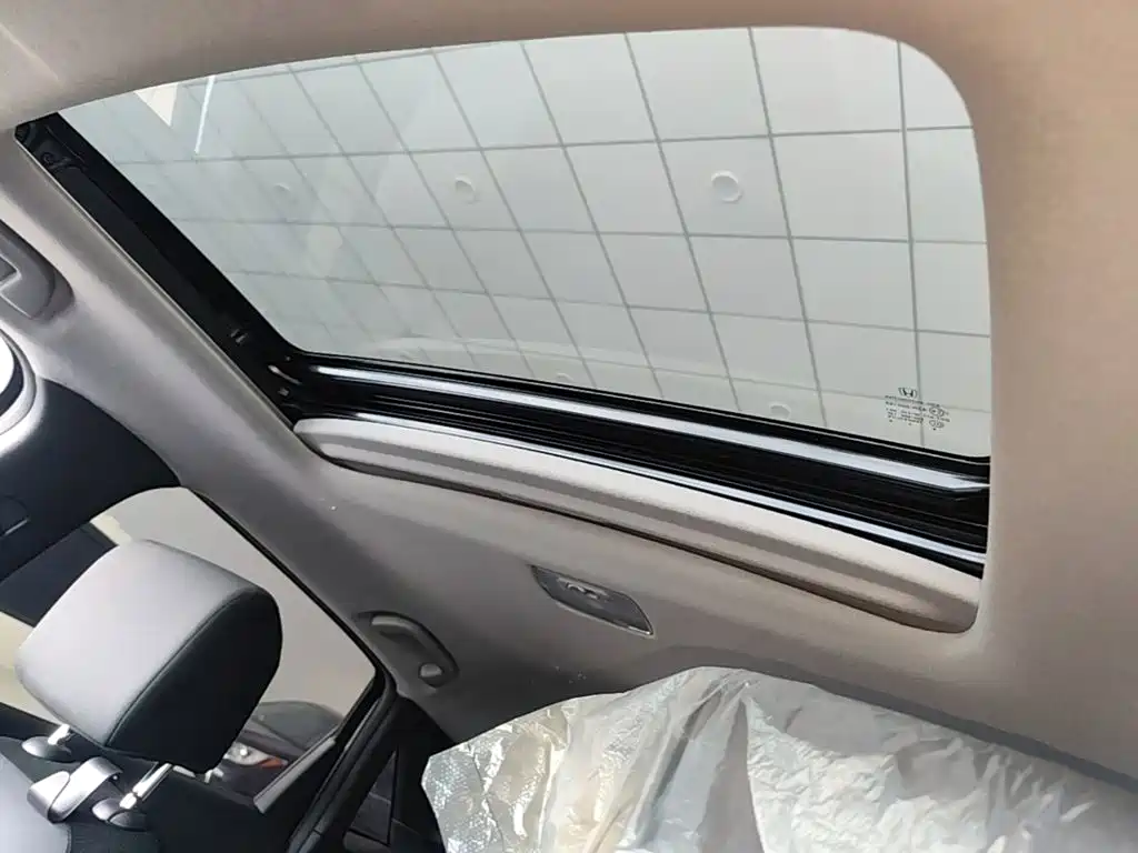 Honda Fit 2023 2022 1.5L CVT Trend Sunroof Edition