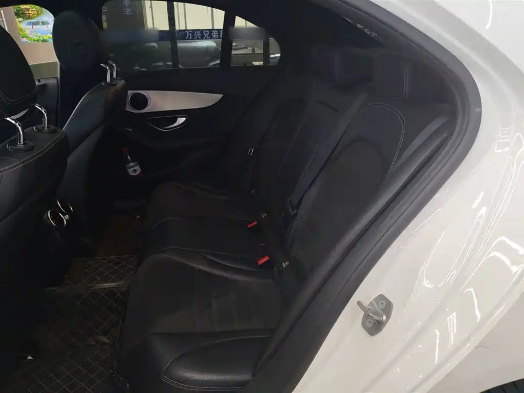 Mercedes-Benz C-Class 2017 C 200 Sport 4MATIC фото 13