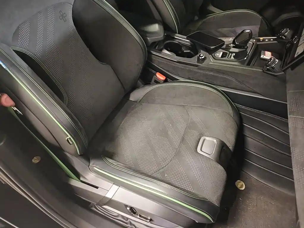 Lynk & Co 05 2023 2023 05+ 2.0TD AWD Explorer Edition