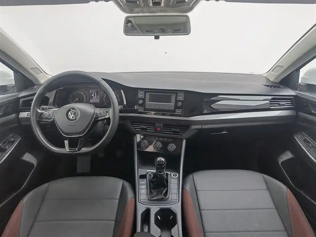 Volkswagen Bora 2019 1.5L Manual Comfort Model фото 5