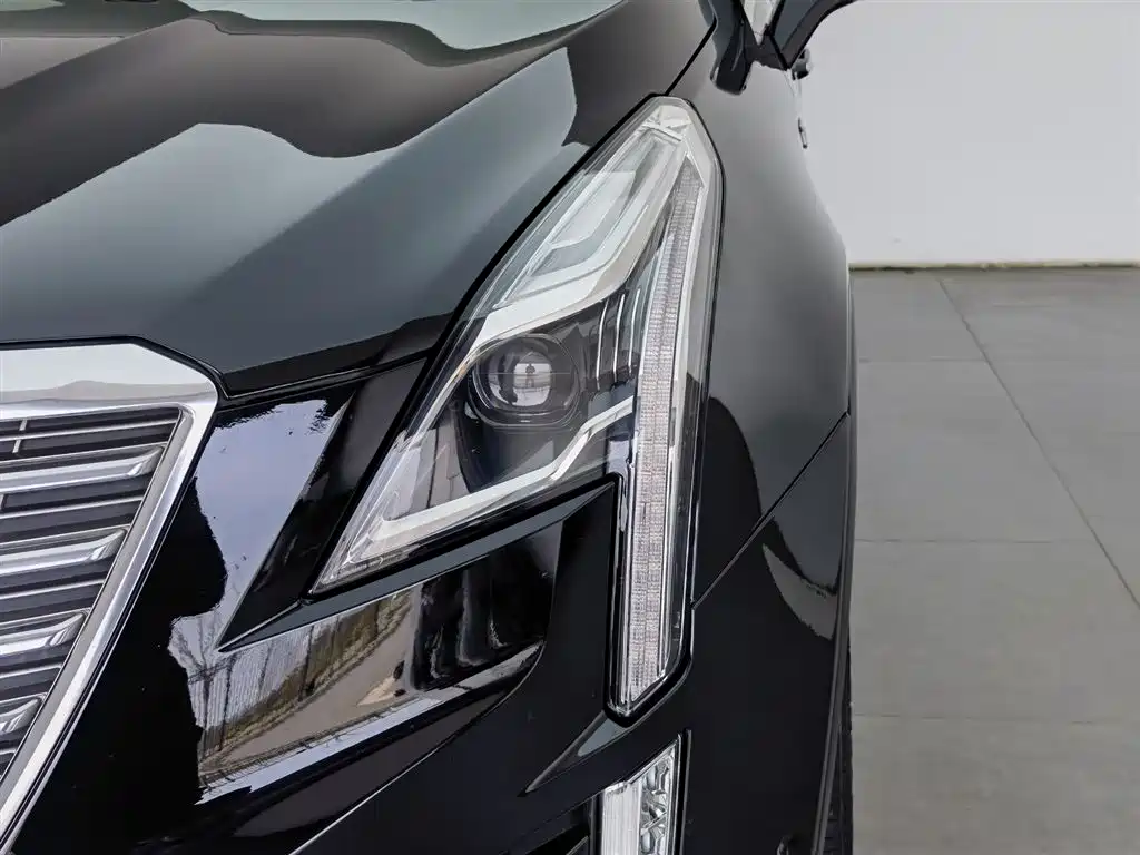 Cadillac XT5 2016 28T AWD Platinum Edition фото 7
