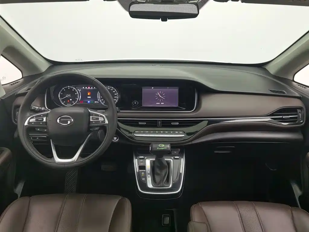 GAC Trumpchi Trumpchi M6 2019 270T Automatic Premium Edition (7-Seater) China V фото 5