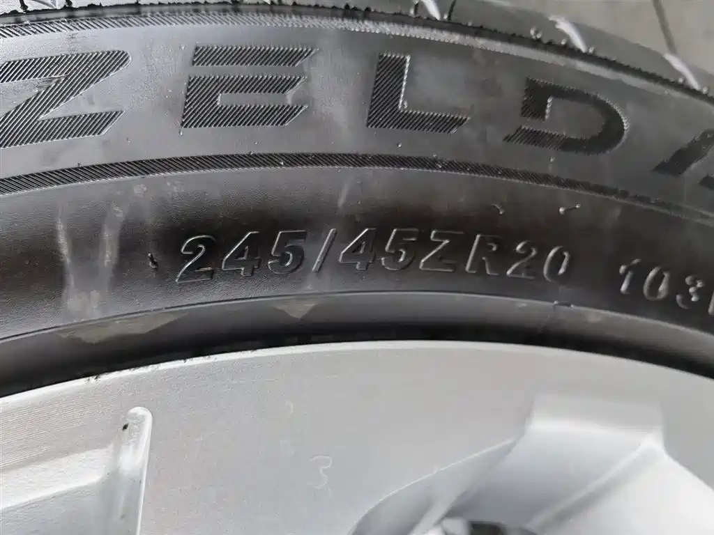 Land Rover Range Rover Evoque (Import) 2012 2.0T 5-door Dynamic Edition фото 24