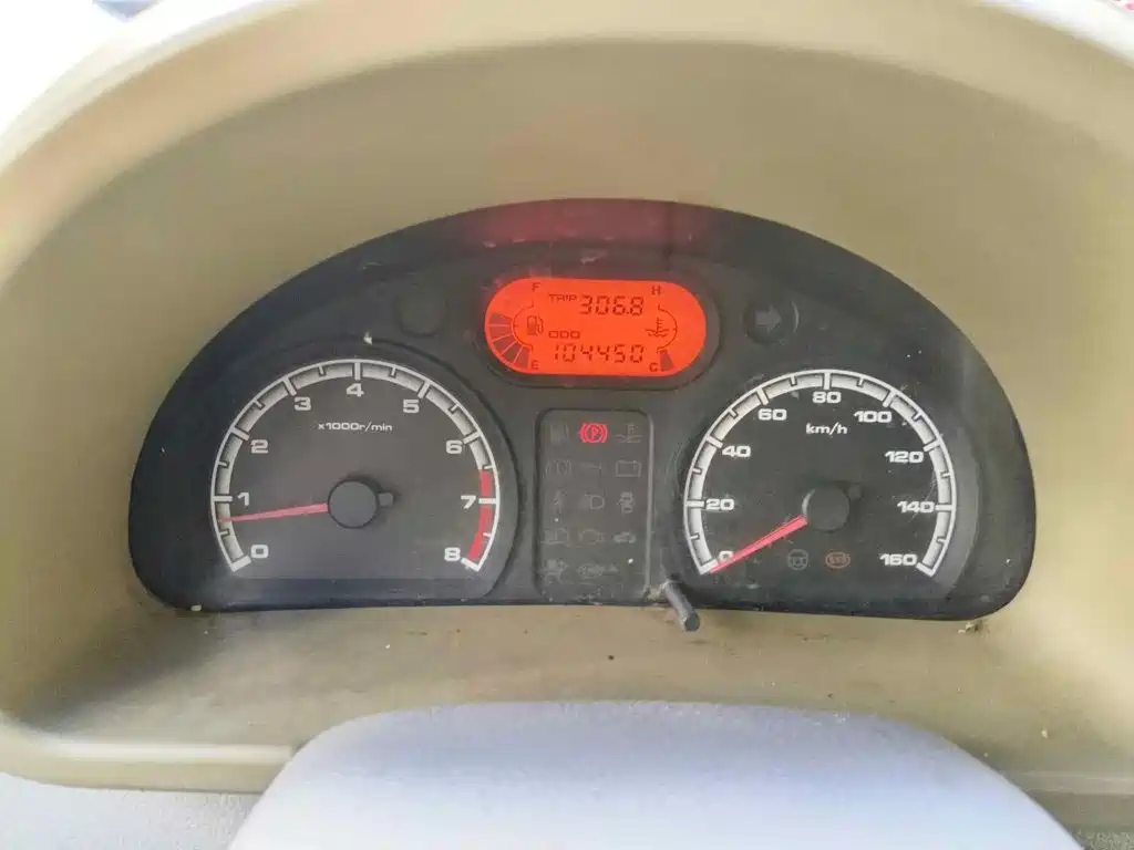 Lifan Fengshun 2012 2011 1.0L Comfort LF465Q5
