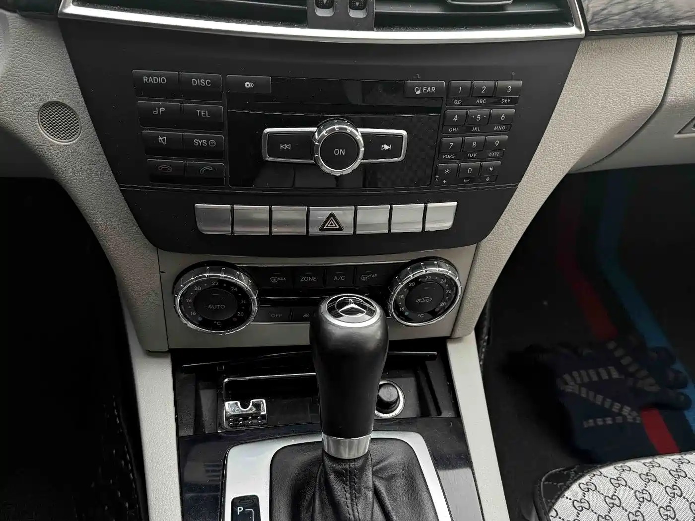 Mercedes-Benz C-Class 2011 C 180K Classic фото 9