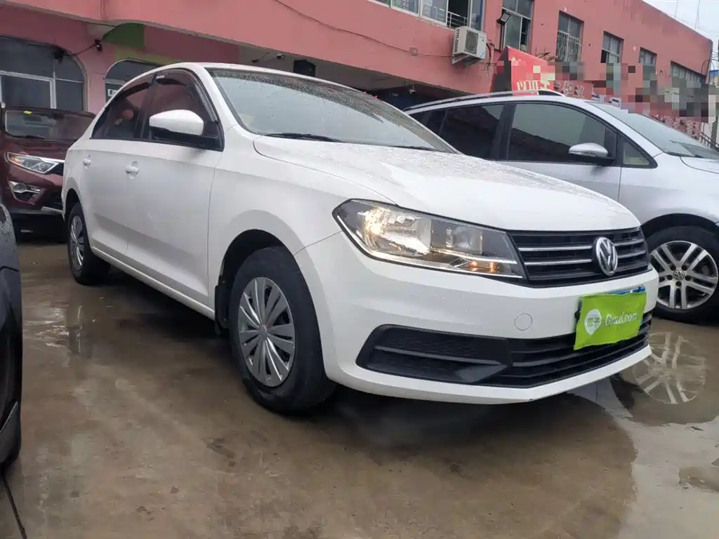 VOLKSWAGEN SANTANA
