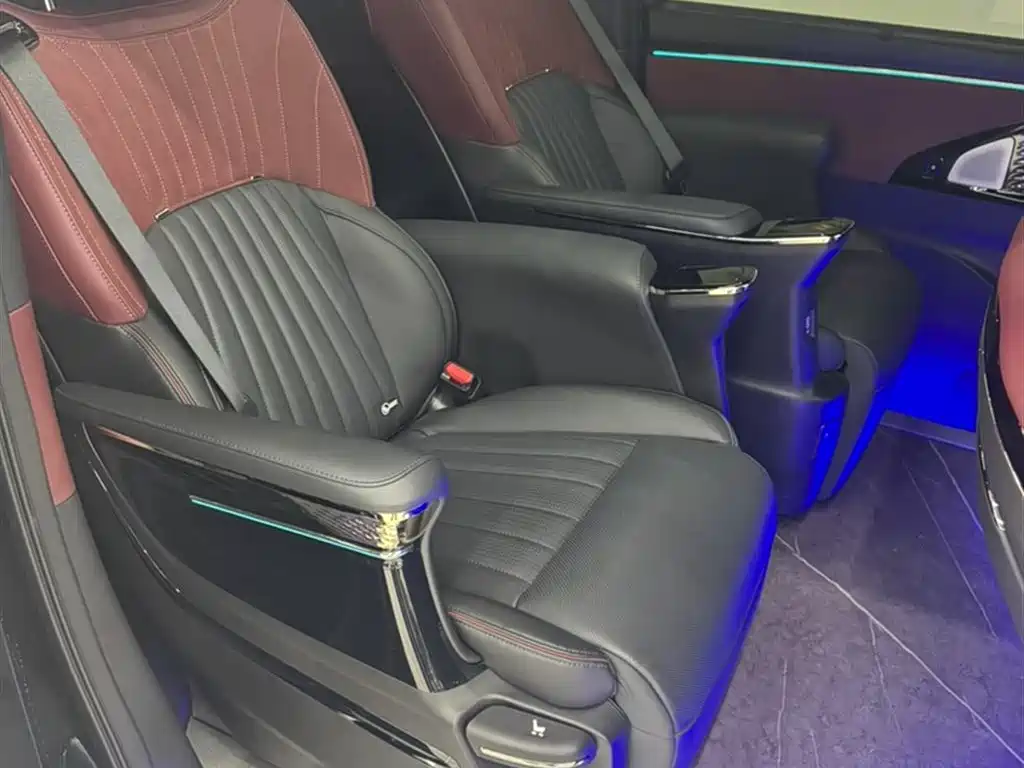 GAC Trumpchi Trumpchi M8 2025 Model Master Series Super Hybrid Edition фото 18