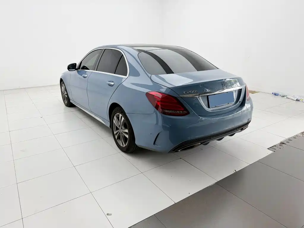 Фото 9 - Mercedes-Benz C-Class