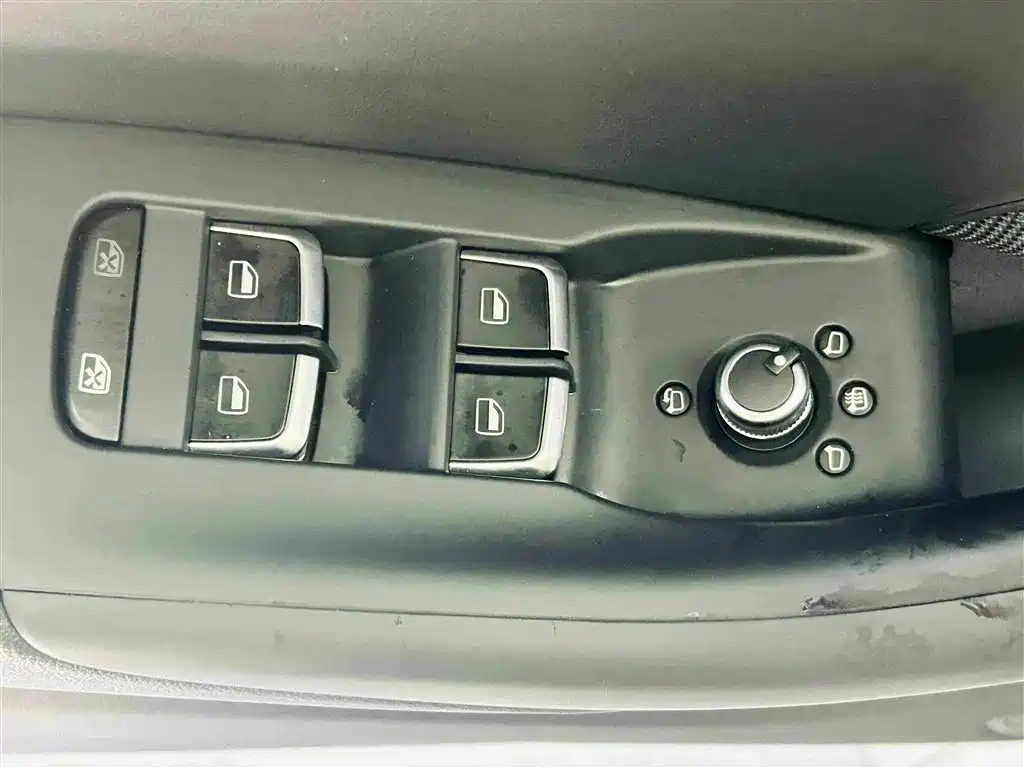 Audi Q3 2016 35 TFSI Style фото 18