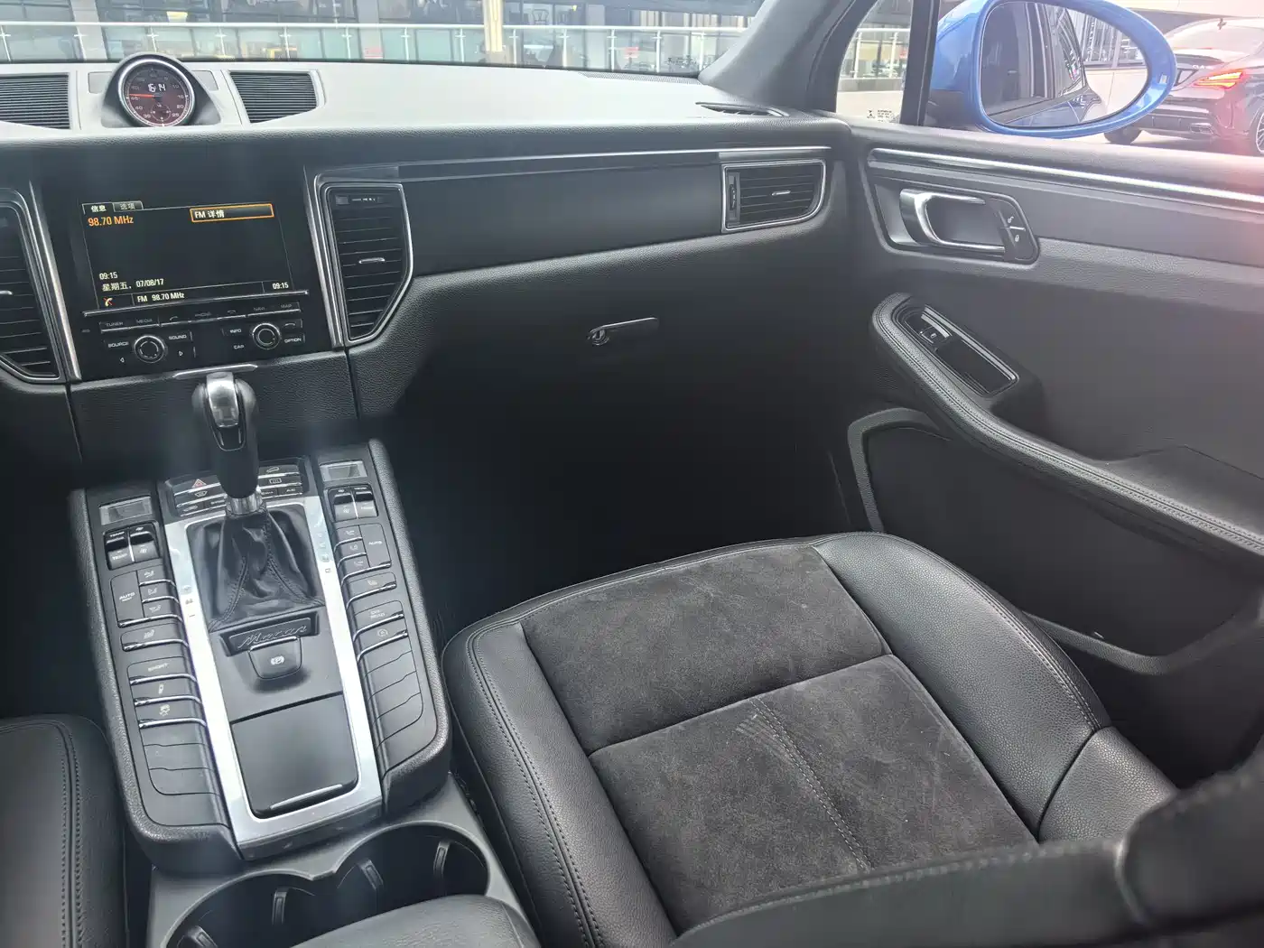 Porsche Macan 2016 Macan 2.0T фото 11