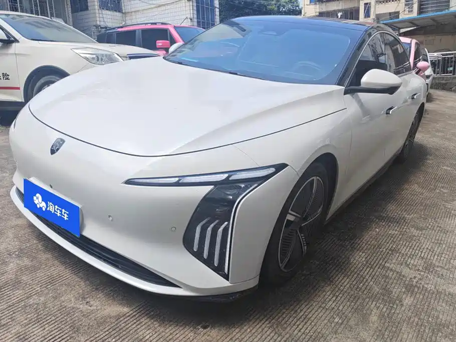 Dongfeng Fengxing Stellar S7 2025 2024 555 Luxury Edition