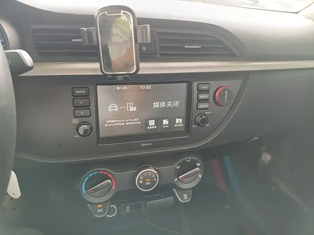Kia K2 2017 2017 Sedan 1.4L AT GLS