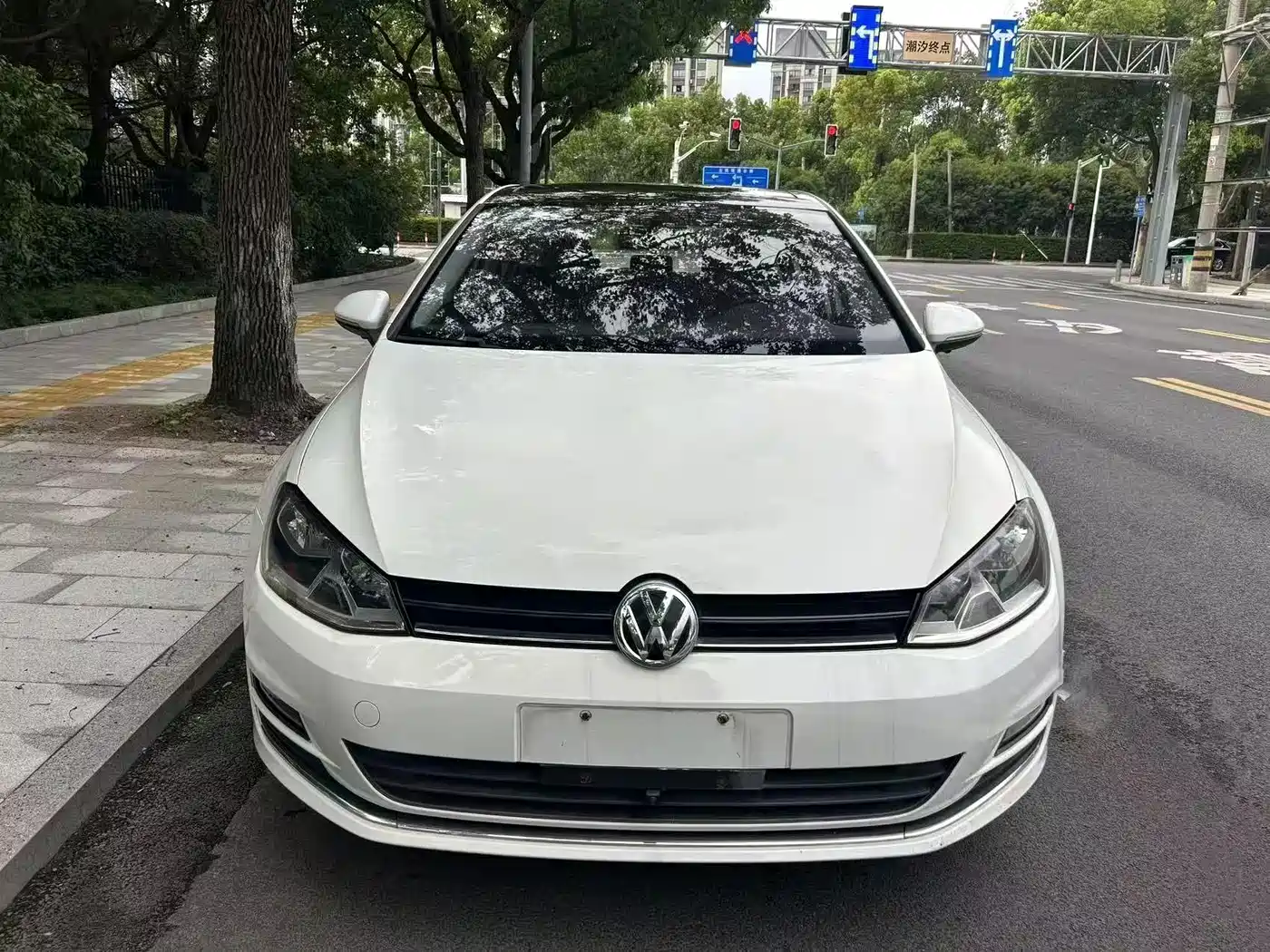 Volkswagen Golf 2016 1.6L Automatic Comfort