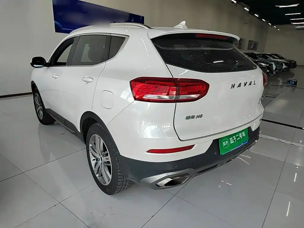 Photo 5 - Haval H6