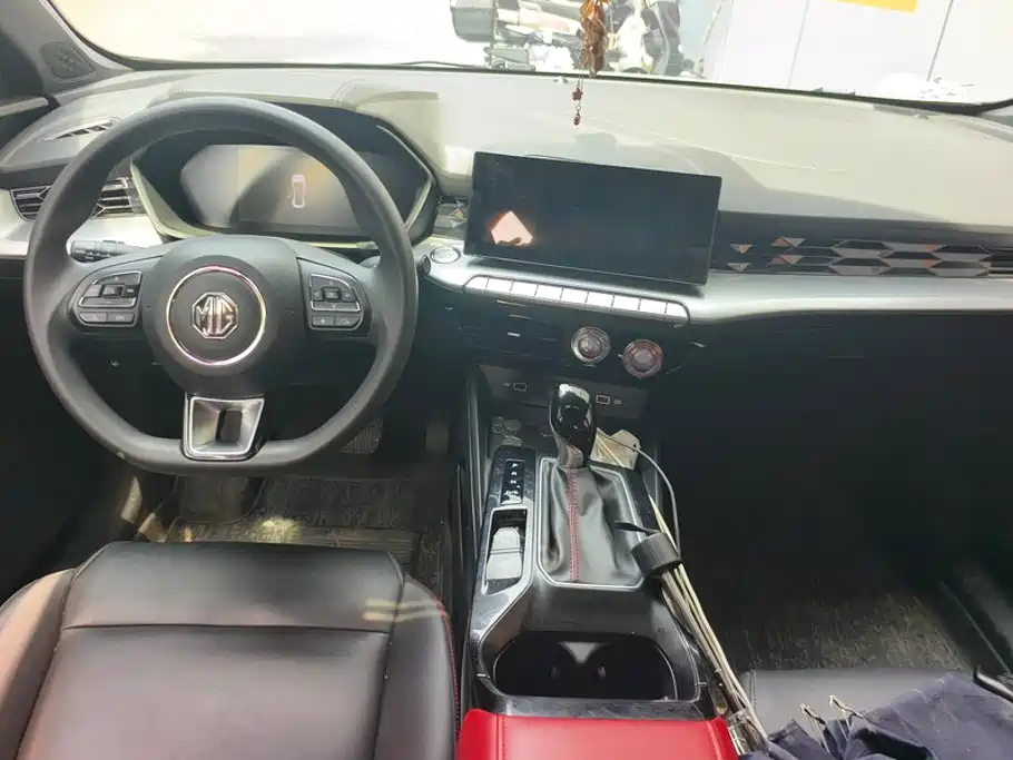 MG MG5 2024 2023 180DVVT CVT Luxury Edition