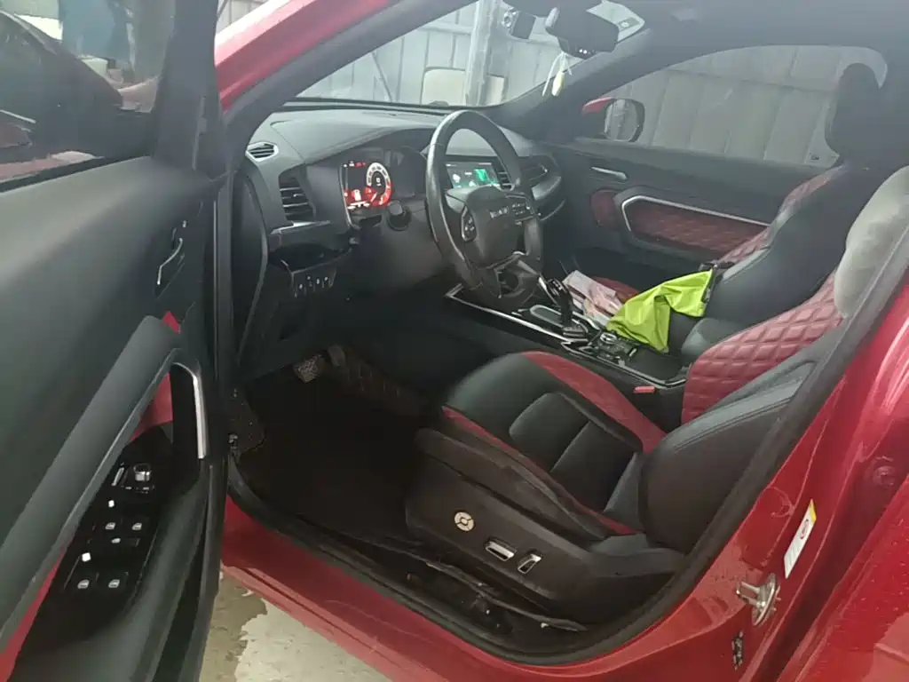 Photo 16 - Haval H6