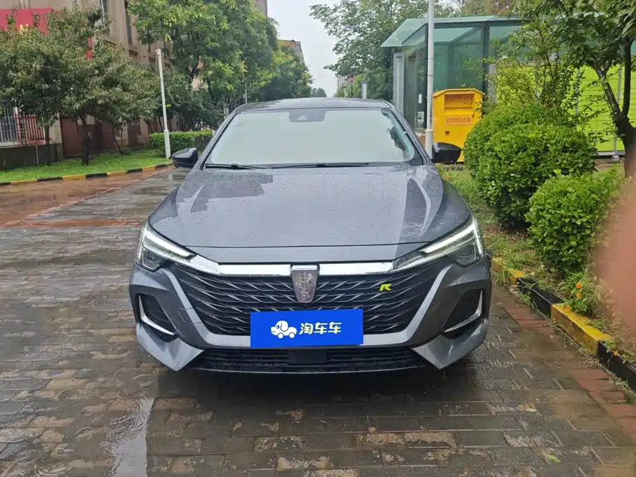 Roewe i6 MAX 2020 2020 300TGI Automatic Cool Sky Intelligent Drive Supreme Edition