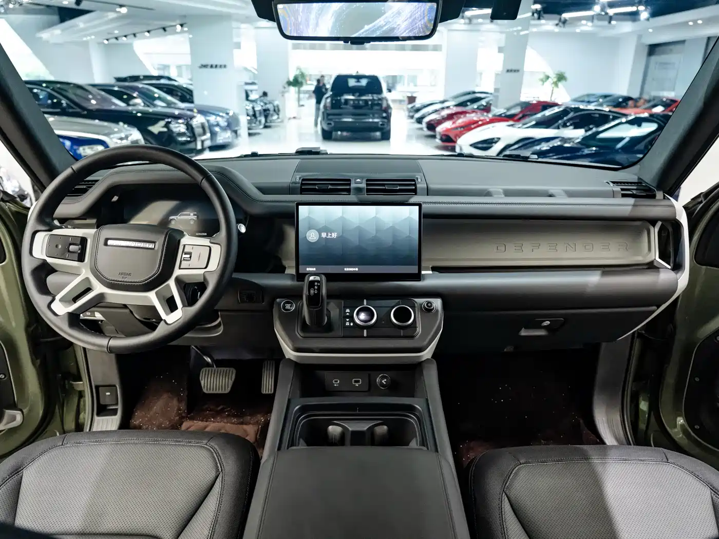 Land Rover Defender 2023 Model 110 3.0T P400 X-DYNAMIC HSE фото 5