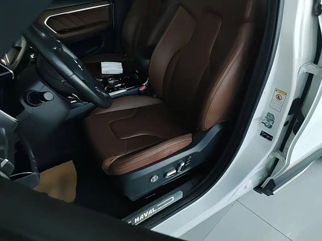 Photo 15 - Haval H6