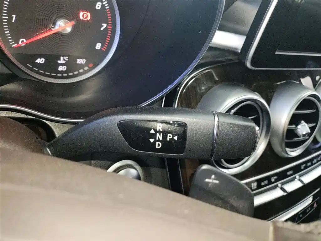 Mercedes-Benz GLC 2017 GLC 260 4MATIC Dynamic фото 10