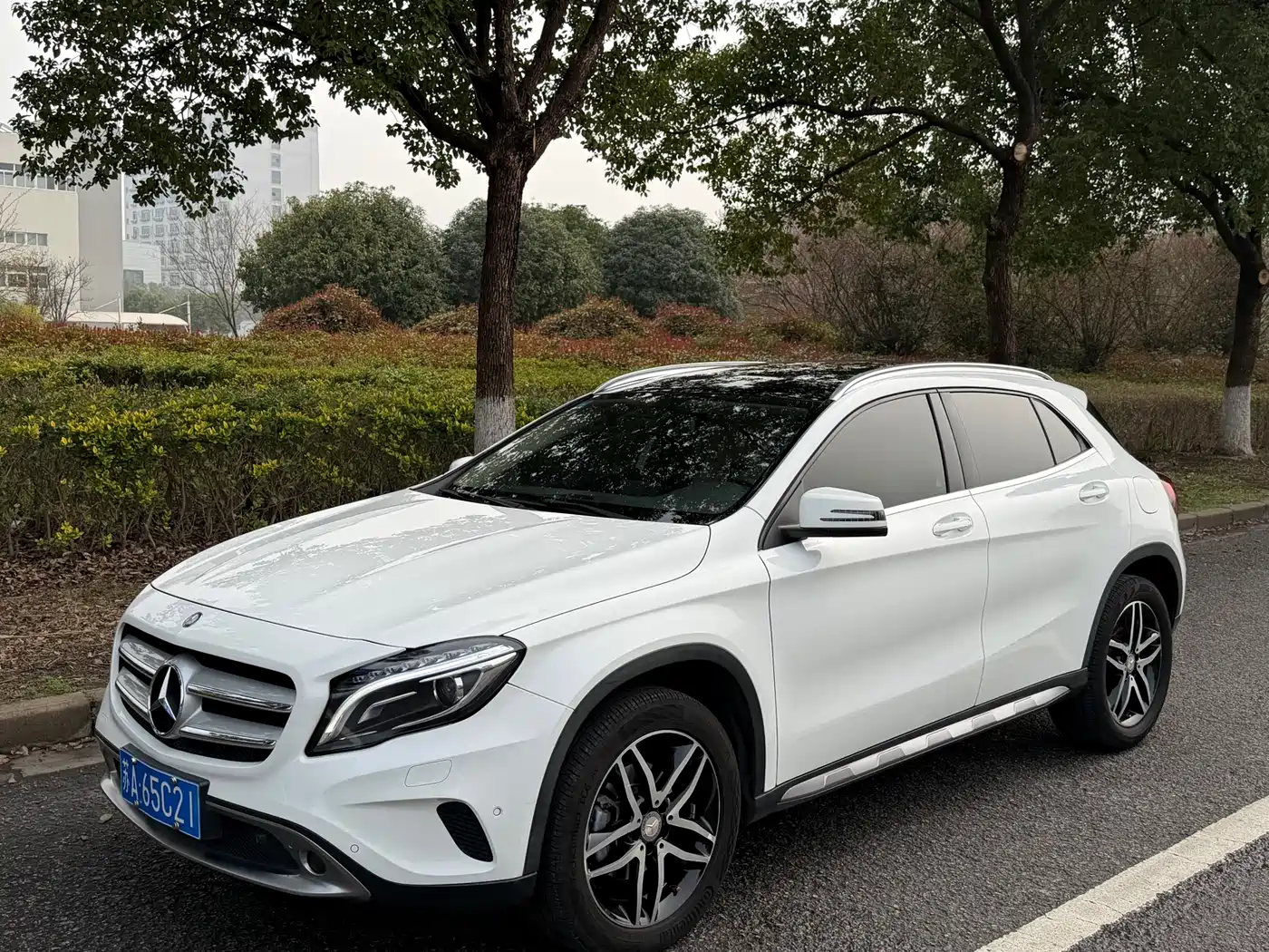 Mercedes-Benz GLA 2016 GLA 220 4MATIC Fashion