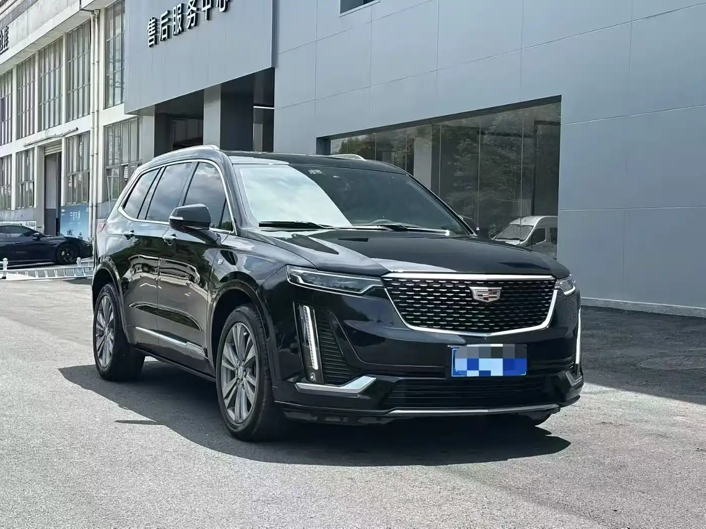 Cadillac XT6 2021 28T 6-Seater Luxury фото 3