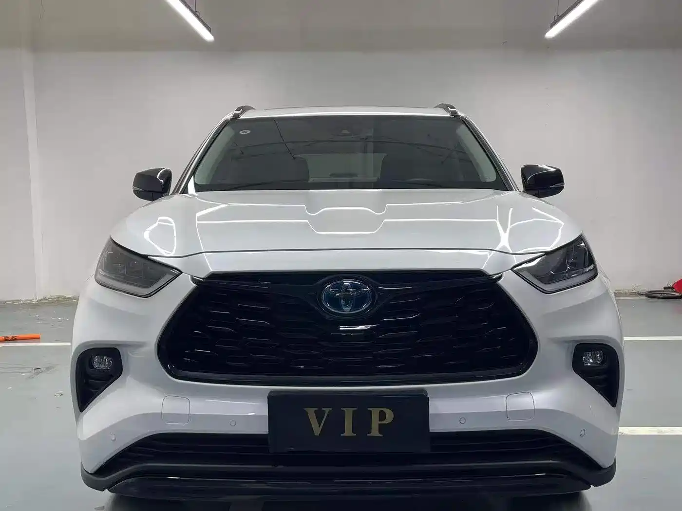 Toyota Highlander 2024 2.5L Smart Hybrid 4WD Premium 7-seater фото 2