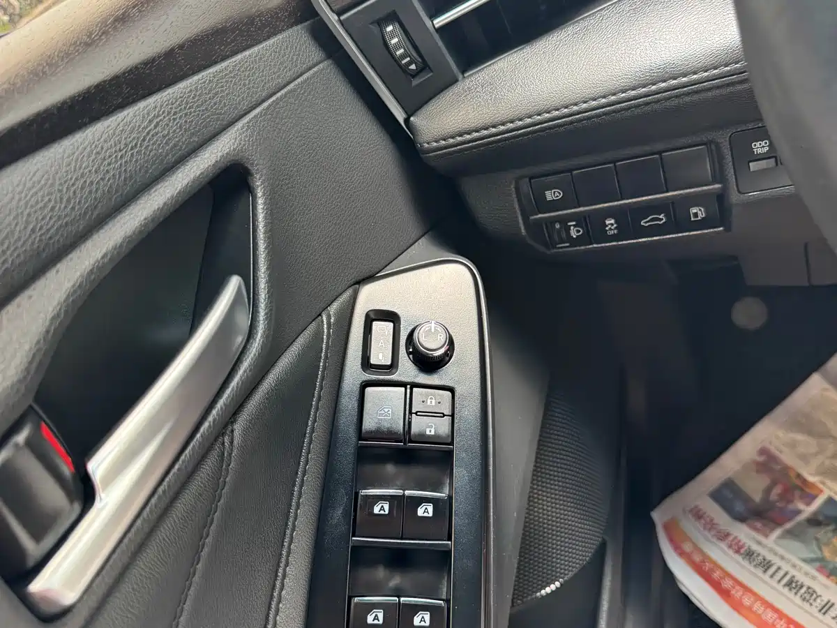 Toyota Avalon 2023 2.0L Luxury Edition фото 20