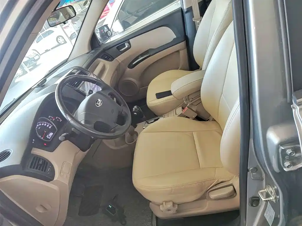 Kia Sportage 2013 2.0L Automatic 2WD GL фото 15