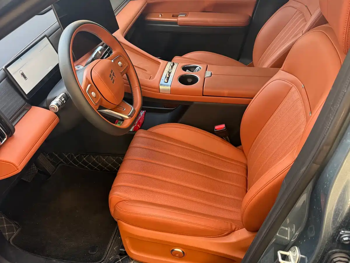 Jetour X70L 2025 2025 2.0T Automatic Flagship 7-Seater