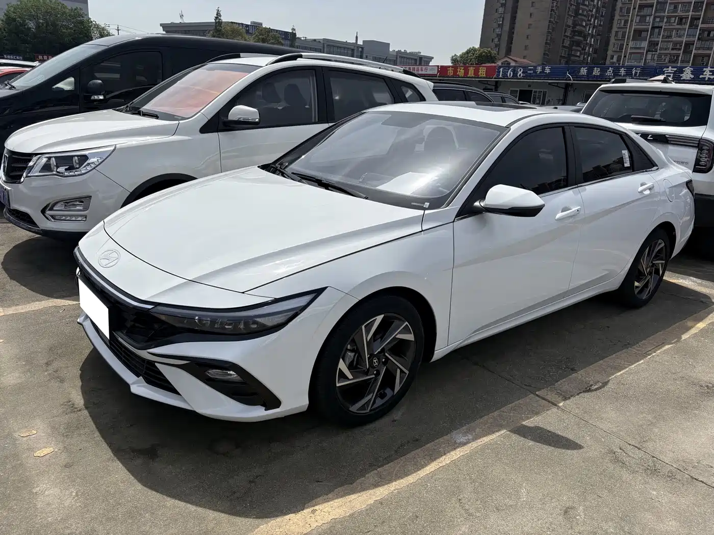 Hyundai Elantra 2023 Model 1.5L CVT LUX Premium Edition