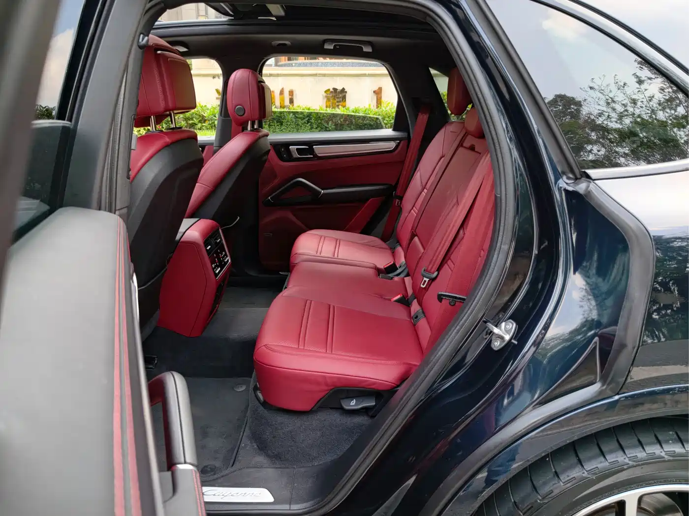 Porsche Cayenne 2022 Cayenne 3.0T Platinum Edition фото 12