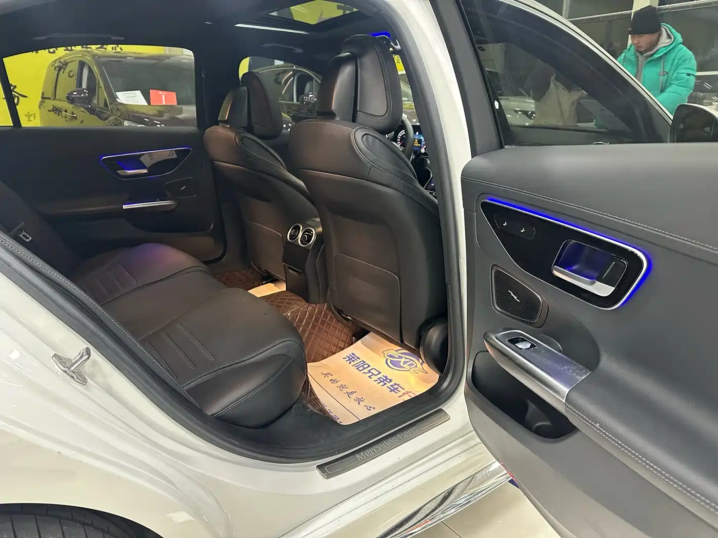 Mercedes-Benz C-Class 2023 C 200 L Sport фото 12