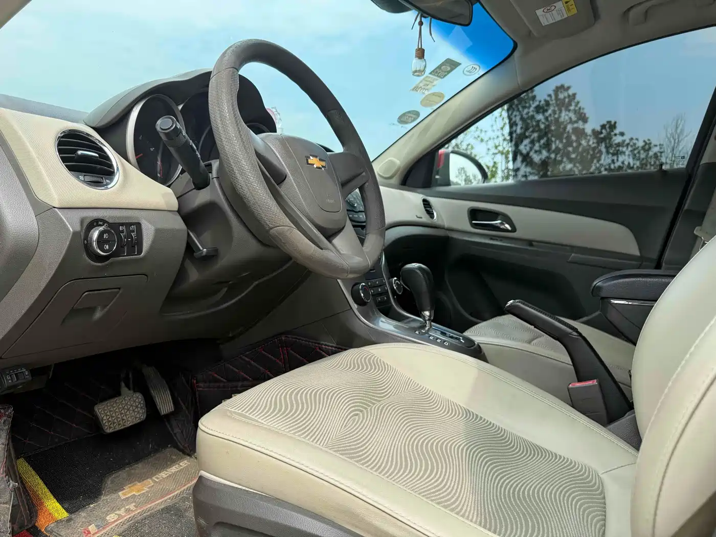 Chevrolet Cruze 2015 1.5L Classic SE AT фото 10