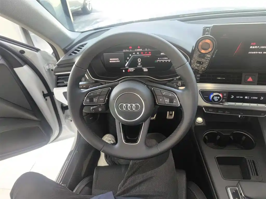 Audi A4L 2024 40 TFSI Fashion Dynamic фото 3