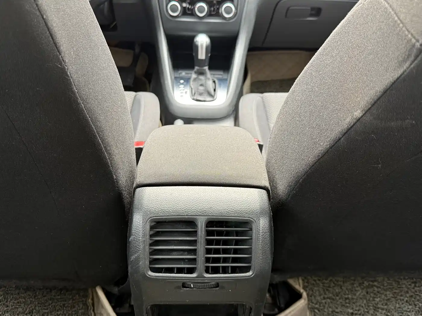 Volkswagen Golf 2012 1.6 Automatic Comfort Type фото 14