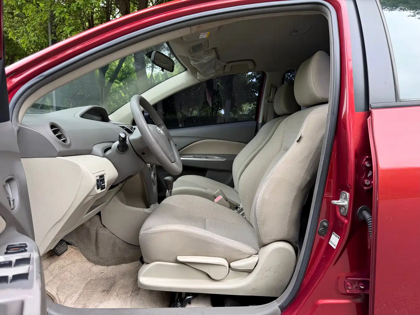 Toyota Vios 2010 Model 1.6L GL-i AT фото 9