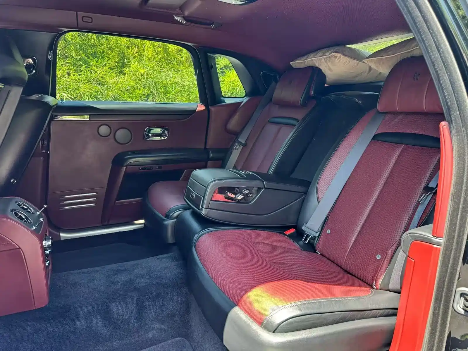 Фото 6 - Rolls-Royce Ghost