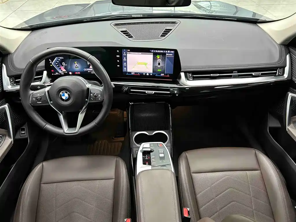 BMW X1 2023 sDrive20Li X Design Package фото 2