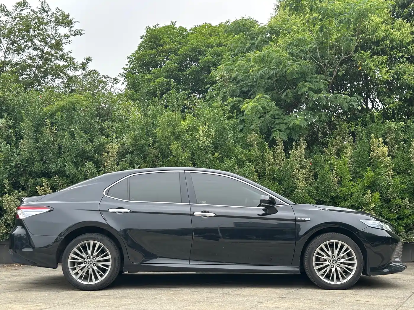 Toyota Camry 2019 Hybrid 2.5HG Luxury Edition China V фото 7