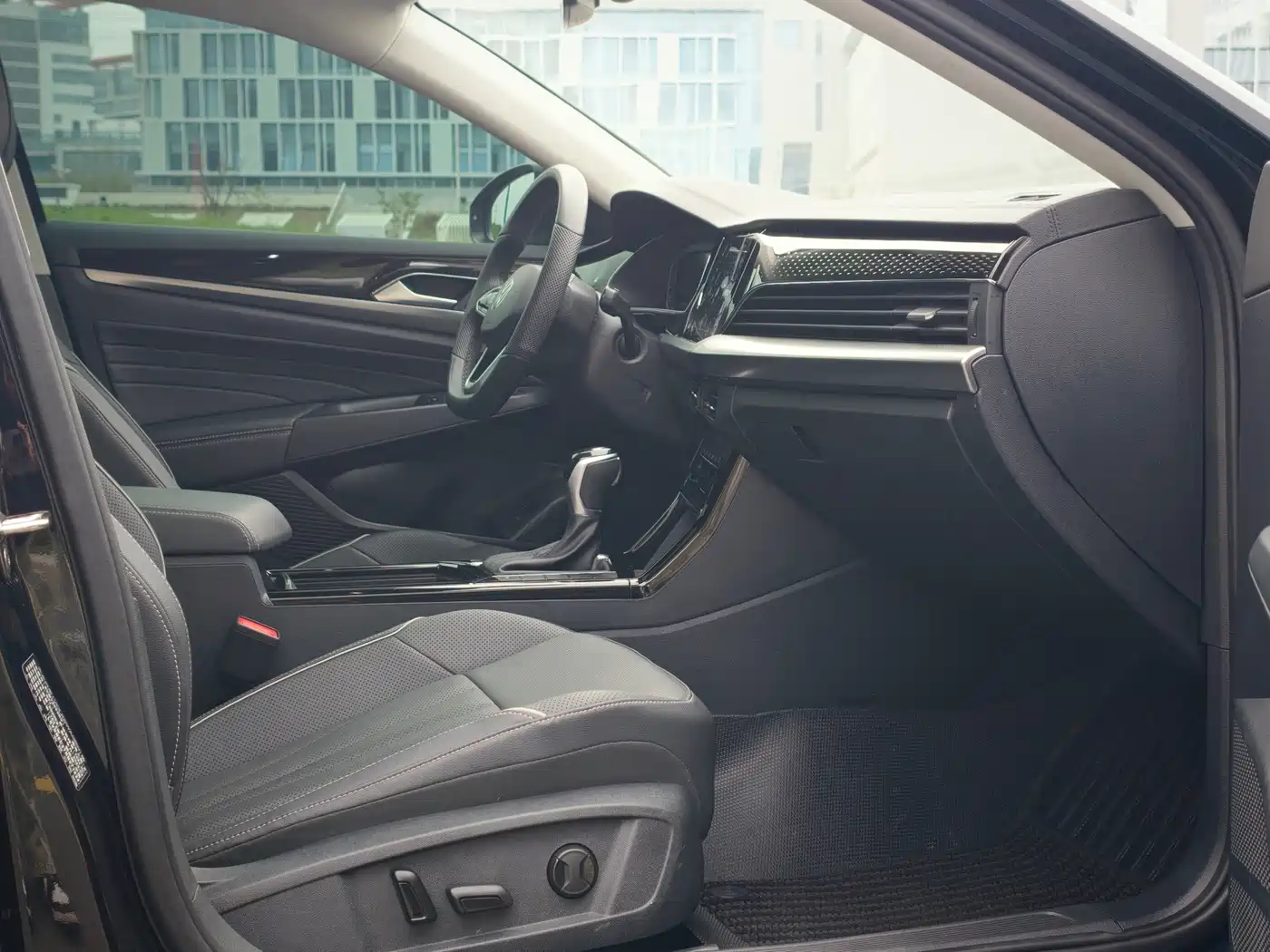 Volkswagen Passat 2024 Model 380TSI Starlight Elite фото 7