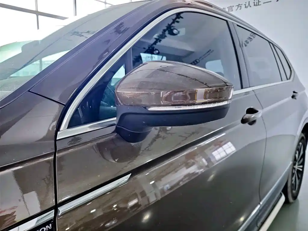 Volkswagen Tiguan L 2017 380TSI Automatic 4WD Luxury Edition фото 8