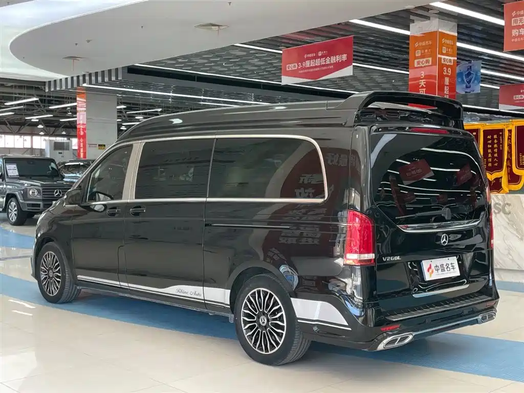 MERCEDES-BENZ V CLASS