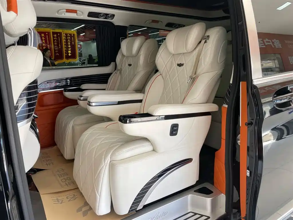 MERCEDES-BENZ V CLASS