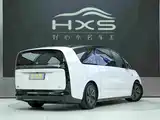 Фото 4 - Li Auto MEGA