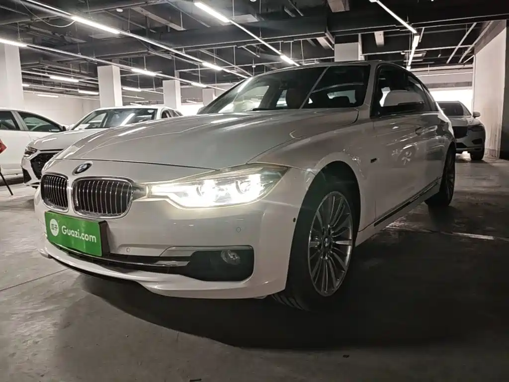 BMW BMW 3 Series 2018 330Li xDrive Luxury Package