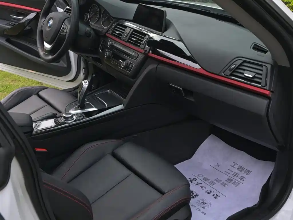 BMW 3 Series GT 2016 320i Design Package фото 20