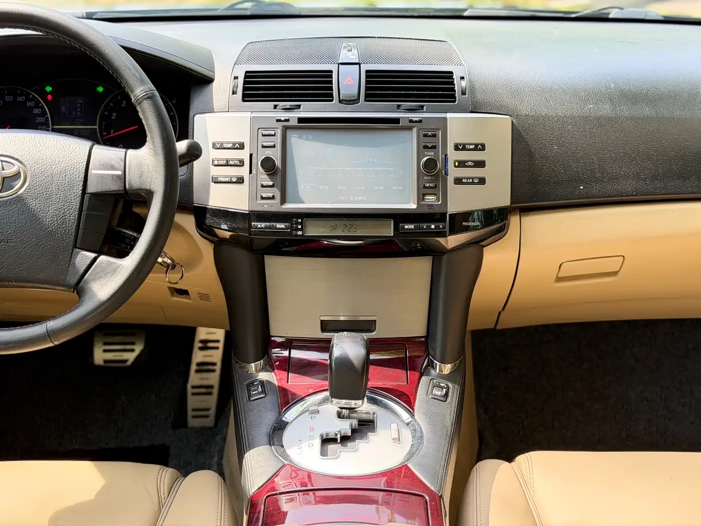 Toyota Reiz 2008 2.5S Special Commemorative Edition фото 9